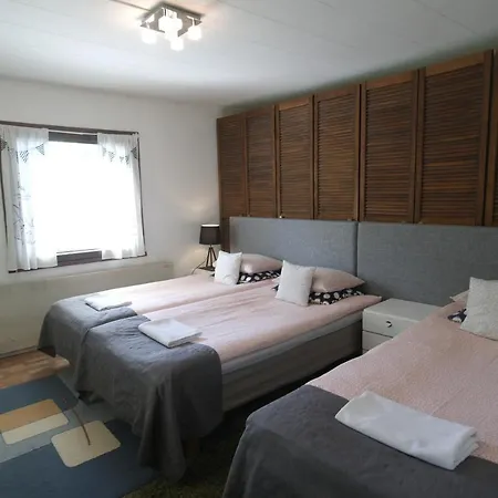 Naantali Holiday Home بيت للعطل