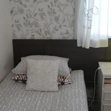 Naantali Holiday Home * ناتالي